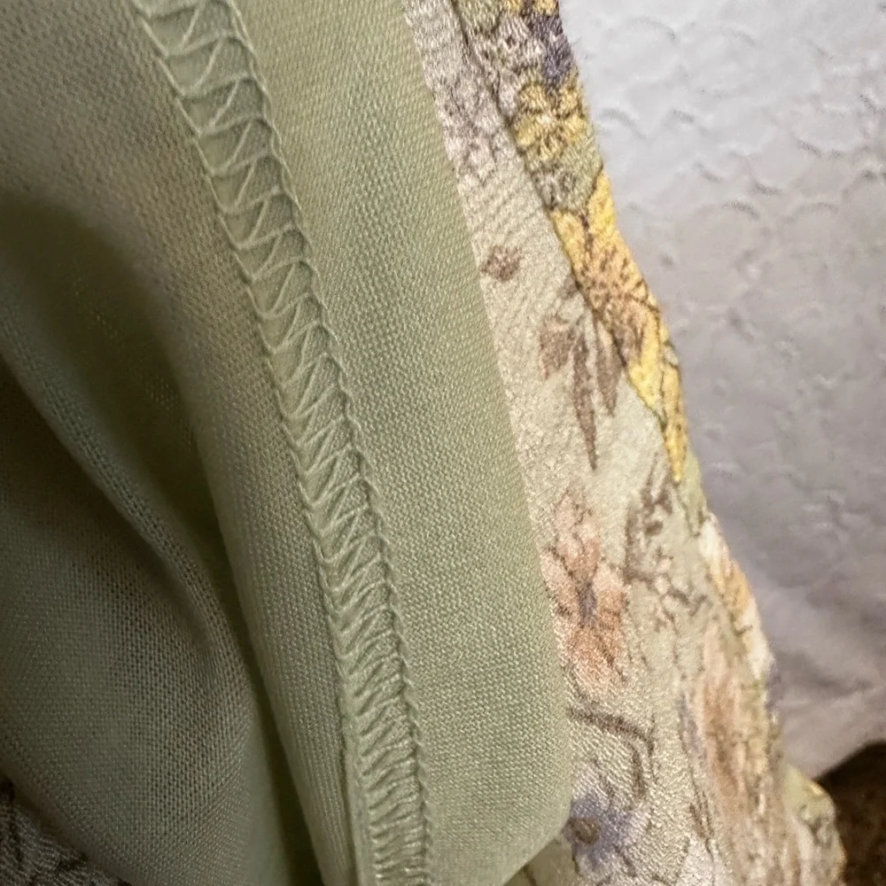 ALTAR’D STATE- Women’s Floral Print Green  w/Tie Shoulders Mini Dress (L) - Picture 6 of 10